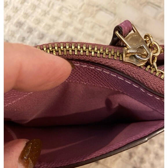 Coach ID Wallet Card Holder Coin Holder Keychain Dusty Rose Zip Top Lightweight - Picture 8 of 12